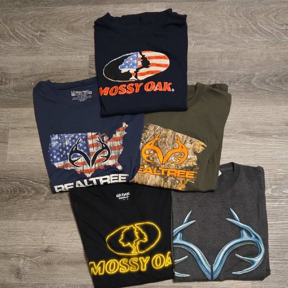 Realtree Blue and Orange Short Sleeve Tee